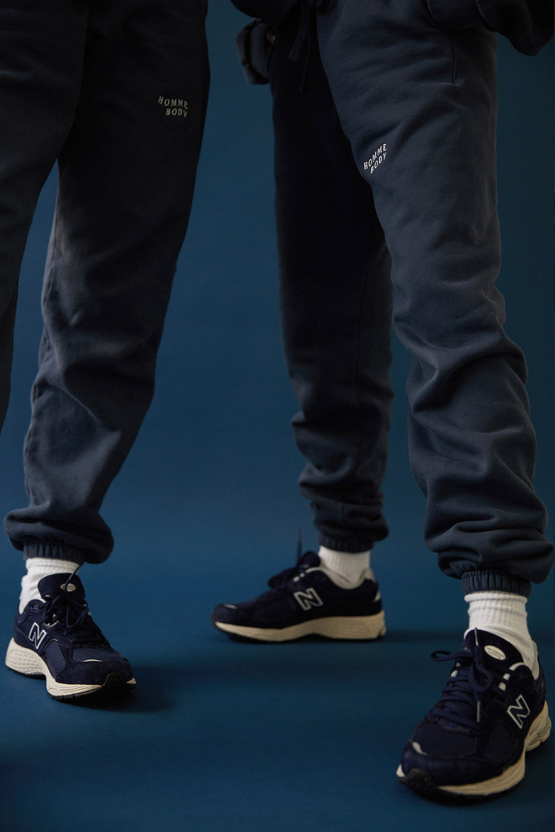 NAVY WAVE EMBROIDERED SWEATPANTS